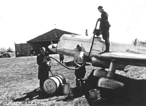 Fuelling the Cukurs C.6bis